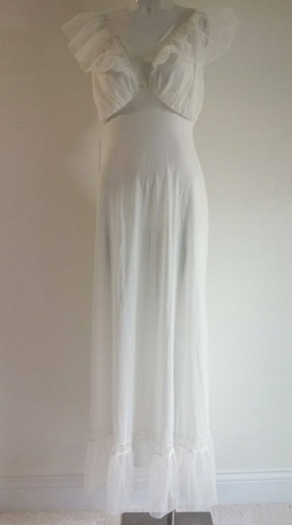 SOLD🤩 Vintage Van Raalte nightgown 50s Hollywood glam - Picture 8 of 14